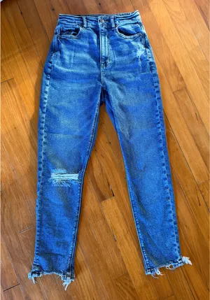 American Eagle Highest Rise Mom Jeans | Size 0R | Distressed Dark Wash Denim thumbnail 5