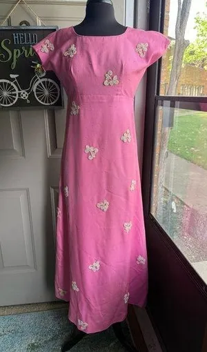 Vintage handmade 50/60s pink beaded cap sleeve formal maxi dress, size small thumbnail 1