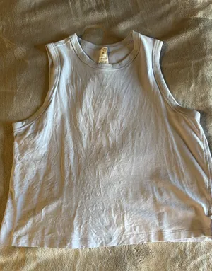 Lululemon Tank Top thumbnail 1