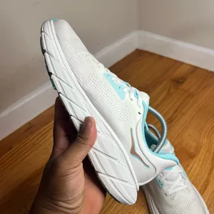 Hoka One One Arahi 7 “Frost Rose Gold” Size 9W B NO BOX thumbnail 12