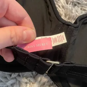 Victoria's Secret Bikini Top 34DD thumbnail 5