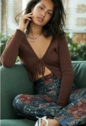Urban Outfitters Women's Noori Tie-front Top thumbnail 1