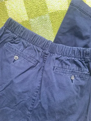 Old Navy woman’s navy Chino pants thumbnail 6