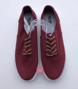 Mossimo Red Burgendy Tie Shoes, NWT, Size 9 thumbnail 1