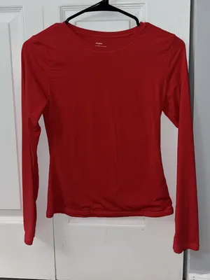 Amazon Suuksess Red Basic long Sleeve thumbnail 1
