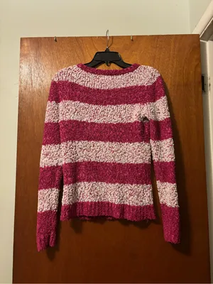 Arizona Jean Company Fuzzy Crewneck Sweater in Dark Pink & Light Pink thumbnail 2