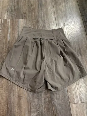 Halara SoftlyZero Airy 2-in-1 Shorts Steeple Gray Pockets Medium 4.5 inseam thumbnail 7