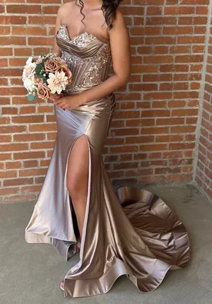 Camille La Vie Formal Dress thumbnail 1
