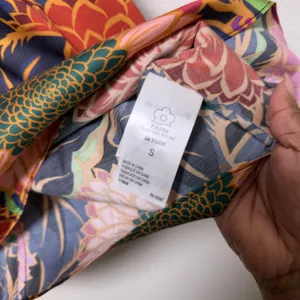 Farm Rio Women Top Small Multicolor Vintage Garden Satin Mock‎ Neck Puff Sleeve thumbnail 4