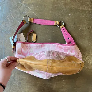 Vintage Coach Y2K Hobo Pink Optic Signature Large Soho Shoulder Bag 1851 From JP thumbnail 4