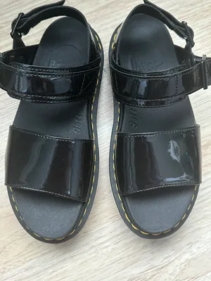 Dr Martens VOSS PATENT LEATHER STRAP SANDALS thumbnail 2
