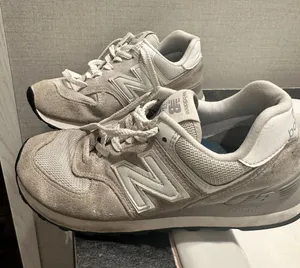 New Balance 574s thumbnail 1