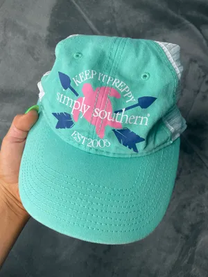Hat thumbnail 1