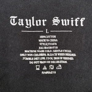 Taylor Swift Reputation Long Sleeve Tee Cut Shoulder Black Hoodie Shirt Size L thumbnail 7