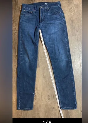 Levi’s 512 slim taper jean. Size 28/30 thumbnail 3