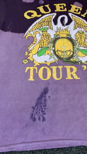 Queen Band Tour Tee Size XL thumbnail 3