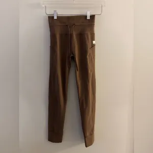 Vuori Daily Leggings Size XS thumbnail 2