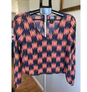 ASTR The Label Multicolor Long Sleeve Cropped Ikat Blouse Top Womens Medium thumbnail 2