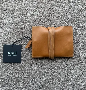 Leather Jewelry Roll Able Cognac thumbnail 3