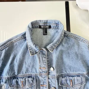 Meghan LA Women’s Cropped Distressed Denim Jacket – Size M 💙✨ thumbnail 14