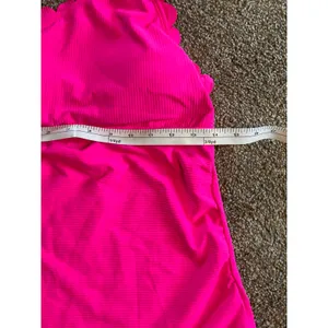 Talisea Women’s 2 Piece Tankini Swimsuit. Neon Pink. Size M thumbnail 2