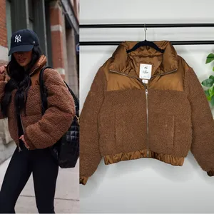 Abercrombie & Fitch Ultra Cropped Mini Puffer Fleece Jacket size Small *FLAWED* thumbnail 2