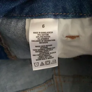 NWOT aeropostale high rise curvy 3” denim shorts thumbnail 6