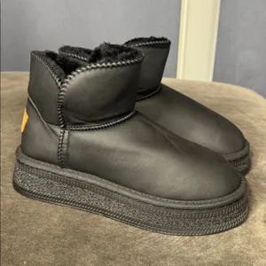 Women’s Black Mini Platform Ankle Boots Faux Fur Lined Size 7.5 (EU39) NEW thumbnail 13