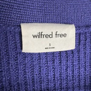 Artiza Wilfred Free Unwind cozy Wool Cardigan in Purple thumbnail 4