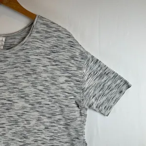 Lululemon Athletica Space Dye Relaxed‎ Fit Short Sleeve Top Size 8 White Black thumbnail 5