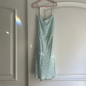 Princess Polly Mini Dress Open Back Floral Tie thumbnail 3