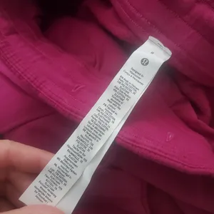 lululemon athletica Fuchsia 5inch Shirt Terry Size 8 thumbnail 3