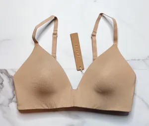 NWT Skims Wireless Form T-Shirt Bra thumbnail 1