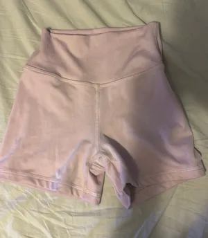 Gilly Hicks Shorts thumbnail 1