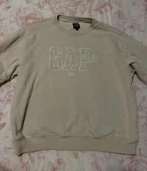 Gap Crewneck thumbnail 1