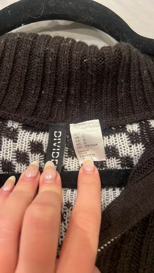 H&M Sweatshirt thumbnail 3