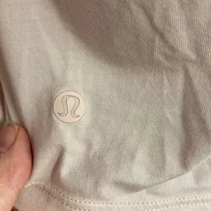Lululemon Athletica Light Pink Long Sleeve Top size 12/14 lightweight tshirt thumbnail 3