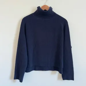 MM LaFleur Cashmere Arbus Sweater Size Small Navy Blue Turtleneck thumbnail 6