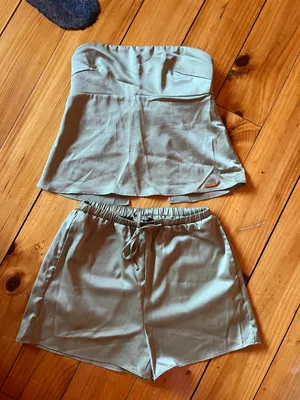 Misguided Satin Two Piece Set thumbnail 3