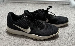 Nike Women’s Black Flex Trainer 8 Cross-Training Sneakers thumbnail 1