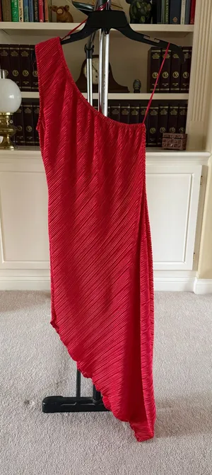 Kirious Los Angeles One Shoulder Neckline Dress thumbnail 1