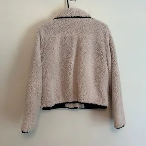 Thread Supply Ivory Soft Sherpa‎ Fuzzy Fleece Jacket Coat Black Trim small Snap thumbnail 5