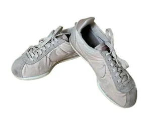 RARE NIKE Velour / Velvet Blush Pink Sneakers Tennis Shoes Size 7.5 thumbnail 2