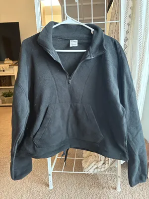 PINK Victoria's Secret Sweatshirt thumbnail 1