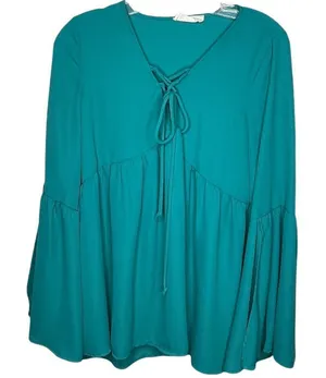 Berry N‎ Cream Top Size M thumbnail 1