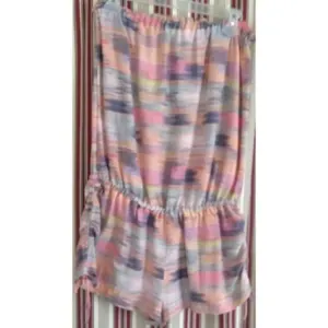 ✨Victoria's Secret Strapless Ruffle Romper✨ thumbnail 2