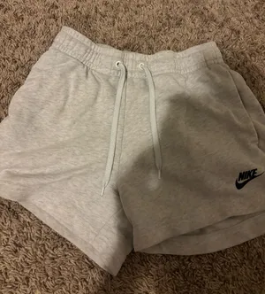 Nike Shorts thumbnail 1