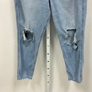 Hollister Ultra High-Rise Mom Jeans Light‎ Wash Distressed Blue Denim W31 L27 thumbnail 4
