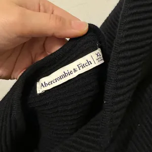 Abercrombie & Fitch Scuba Cross-Back Elevated Knit Ribbed Dress Size XL Black thumbnail 4