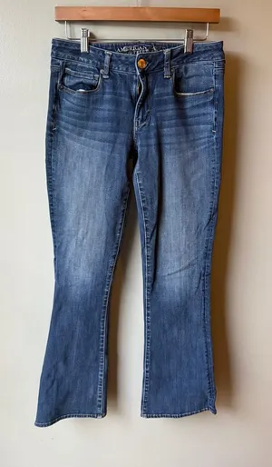American Eagle Artist Flare Jeans – Women’s Size 4 Regular thumbnail 1